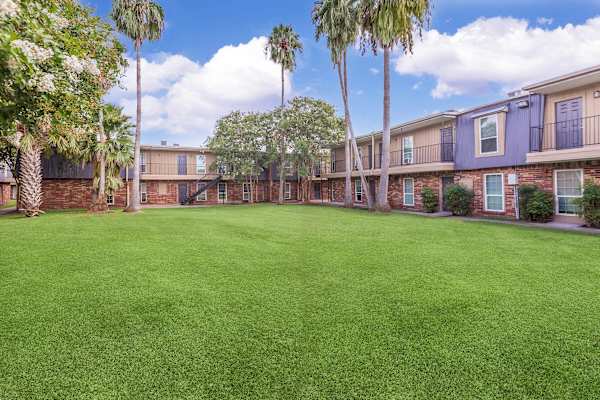 Whispering Palms Apts property
