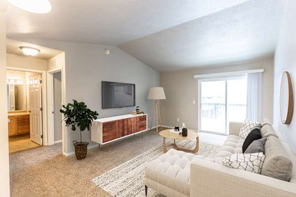 Washington Heights Apartments property