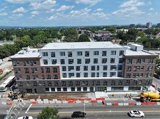 Fairmount Crossing property