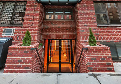 336 East 81st St property