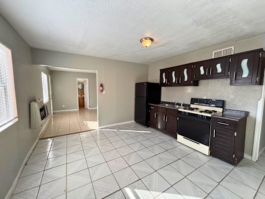 14260 Montana Avenue property