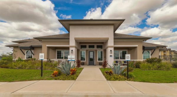 La Stella Apartments property