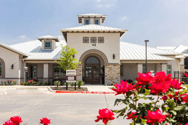 Woodlawn Ranch Apartments property