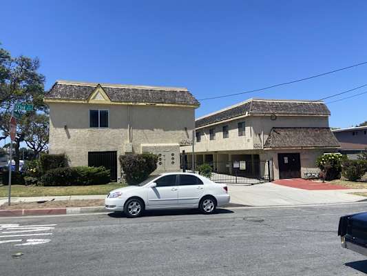 173rd St Apts property
