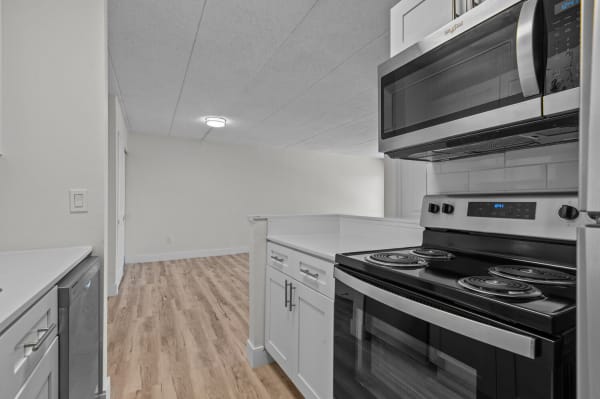Residences of Troy Apartments - Troy, MI property