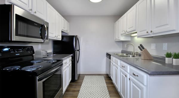 Foote Hills Apartments - Grand Rapids, MI property