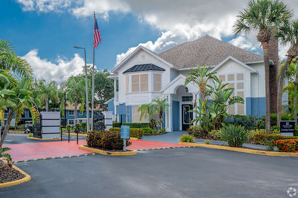 Captiva Club Apartments property