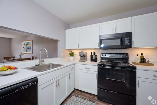 CenterPointe Apartments & Townhomes property