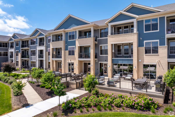 The Residences Howard Commons /Howard Lofts property