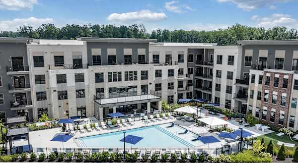 Luxe 360 on Centerpointe property