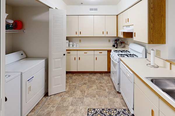 Tracy Creek Apartment Homes property