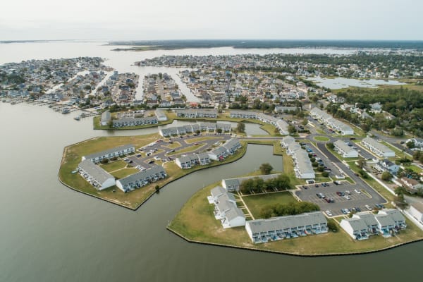 Universe at Mariners Cove property