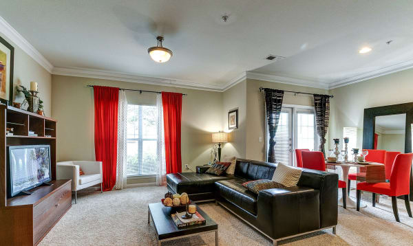 Wesley Kensington Apartments at Stonecrest property