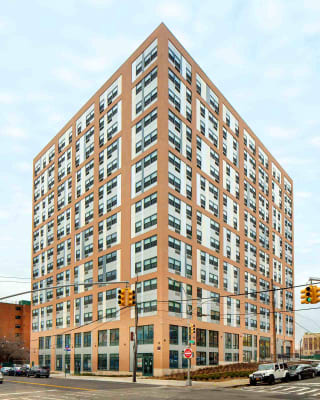 Morris Avenue Apartments LP property