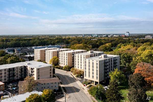 Grand Park Apartments property