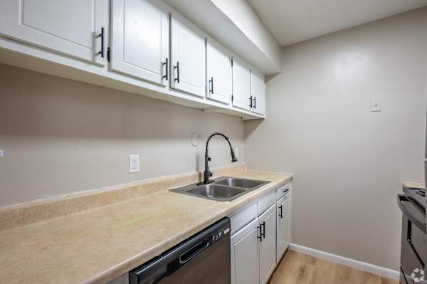 Vineyards Apartments property
