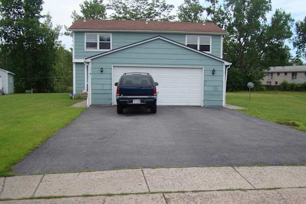 185/187 Kaymar Drive property