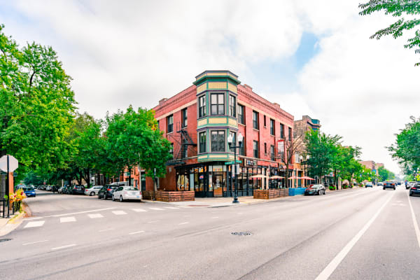 3925-27 N Lincoln Ave property
