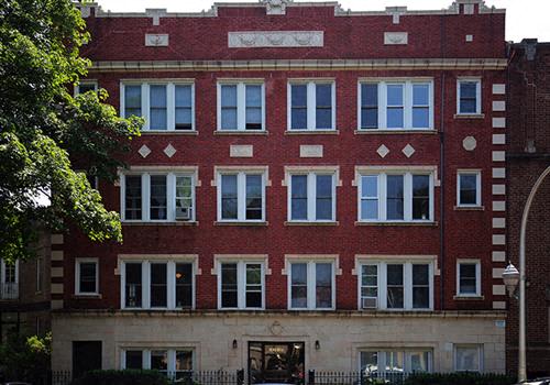 1429 W. Lunt Ave. property