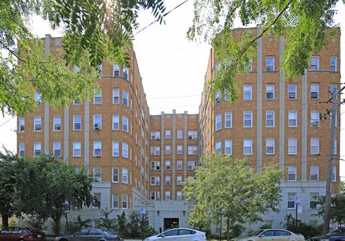 6748 N. Ashland Ave property
