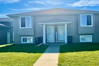 Unit B 4909 54 Avenue property