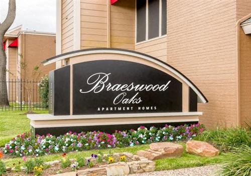 Braeswood Oaks Apartments property