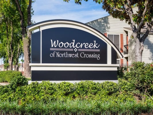 Woodcreek Hollister Apartments property