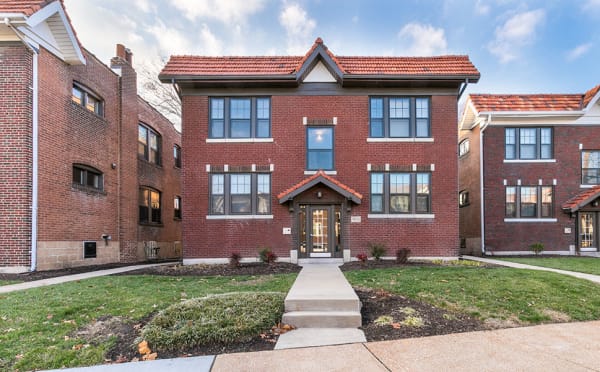905 Eastgate property