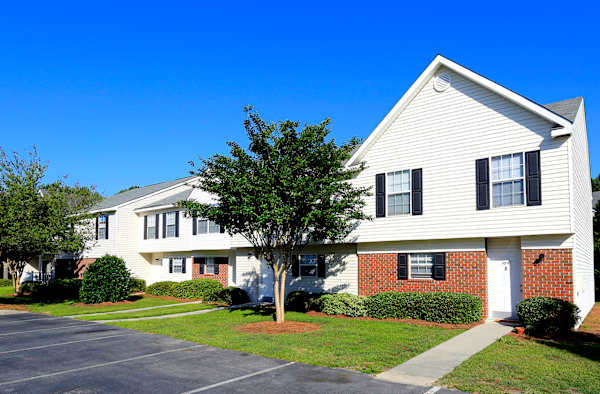 Fords Pointe Apartments and Townhomes property