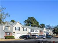 The Islands Apartments and Townhomes property