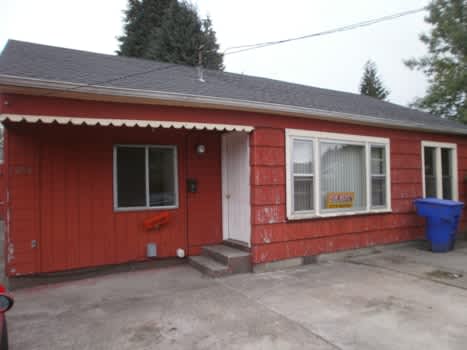 1202 S. 11th Ave. property