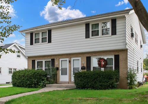 77th Street Townhomes property
