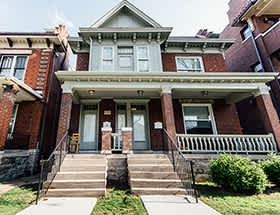 6139 Pershing - Family Housing property