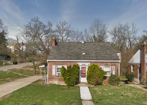 4 beds  1 baths 3037 Worthington Avenue property