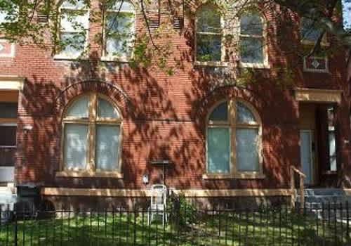 2243 W Jefferson St property