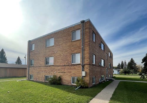 Sweetwater Apartments property