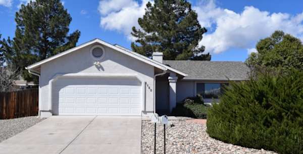 1460 Lynda Ave property