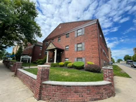 75 N. Arlington Ave property