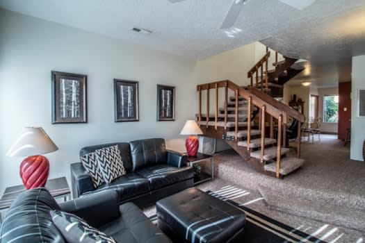 1012 East Navajo Street property