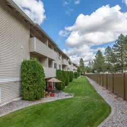 Cedar Glen Apartments property
