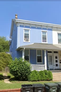 227 E Chestnut St property