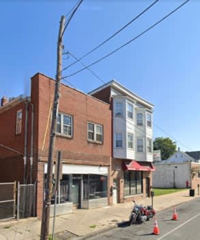 725 E Lincoln Hwy property