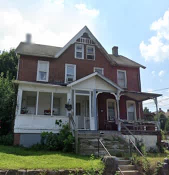 418 Walnut Street property