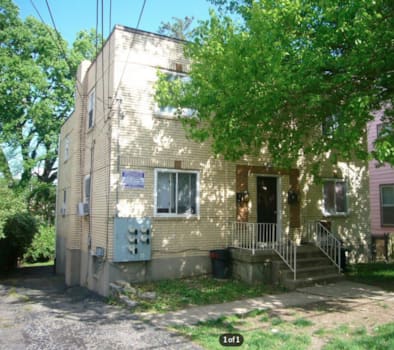 1048 Rosemont Ave property