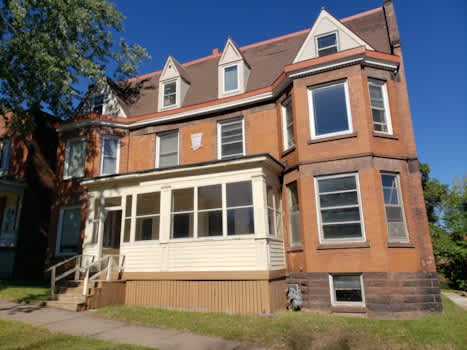116 N 7th Av E property