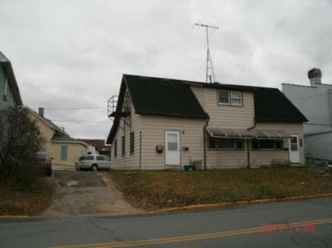113/ 115 Main Street House property