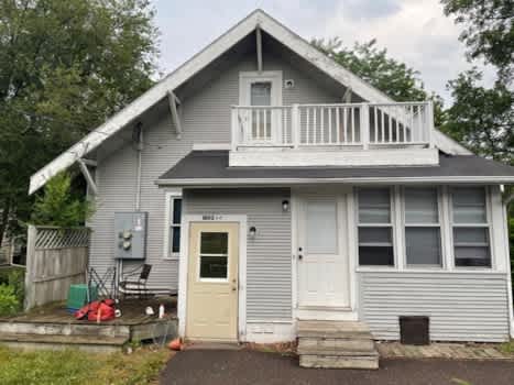 1802 6th Street House property