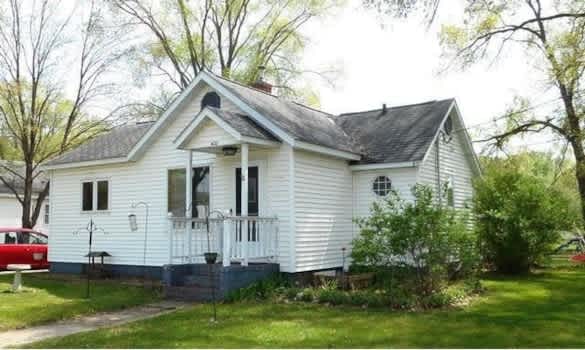 400 18th Ave E property