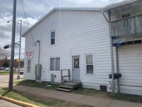 1301 S. Broadway House property