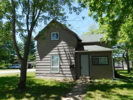 1721 6th St E property